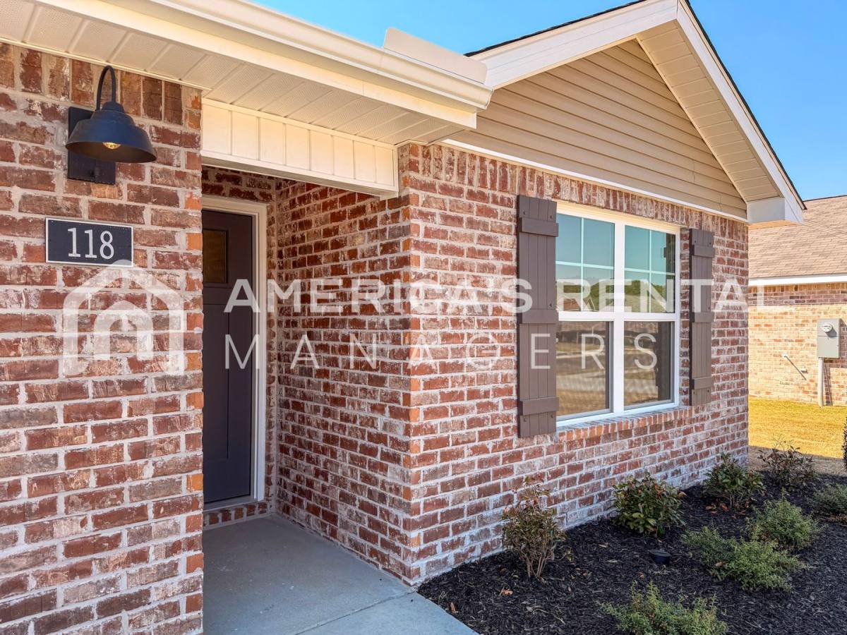 House for rent at 118 Jonboy Ave, New Hope, AL 35760