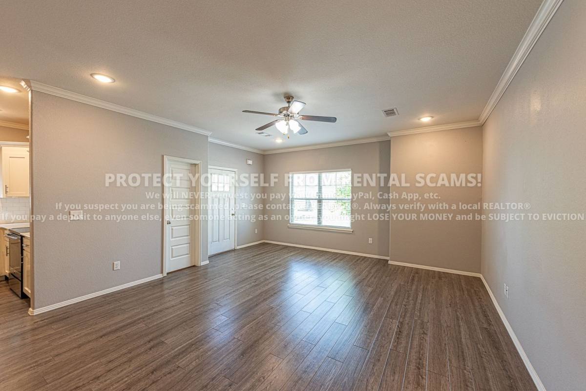 House for rent at 1272 N Corsica Dr, Fayetteville, AR 72704
