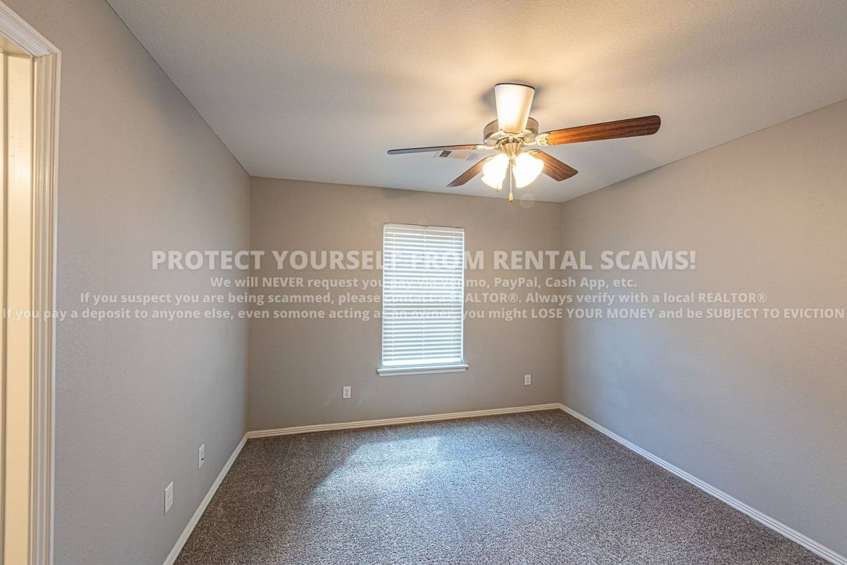 House for rent at 1272 N Corsica Dr, Fayetteville, AR 72704