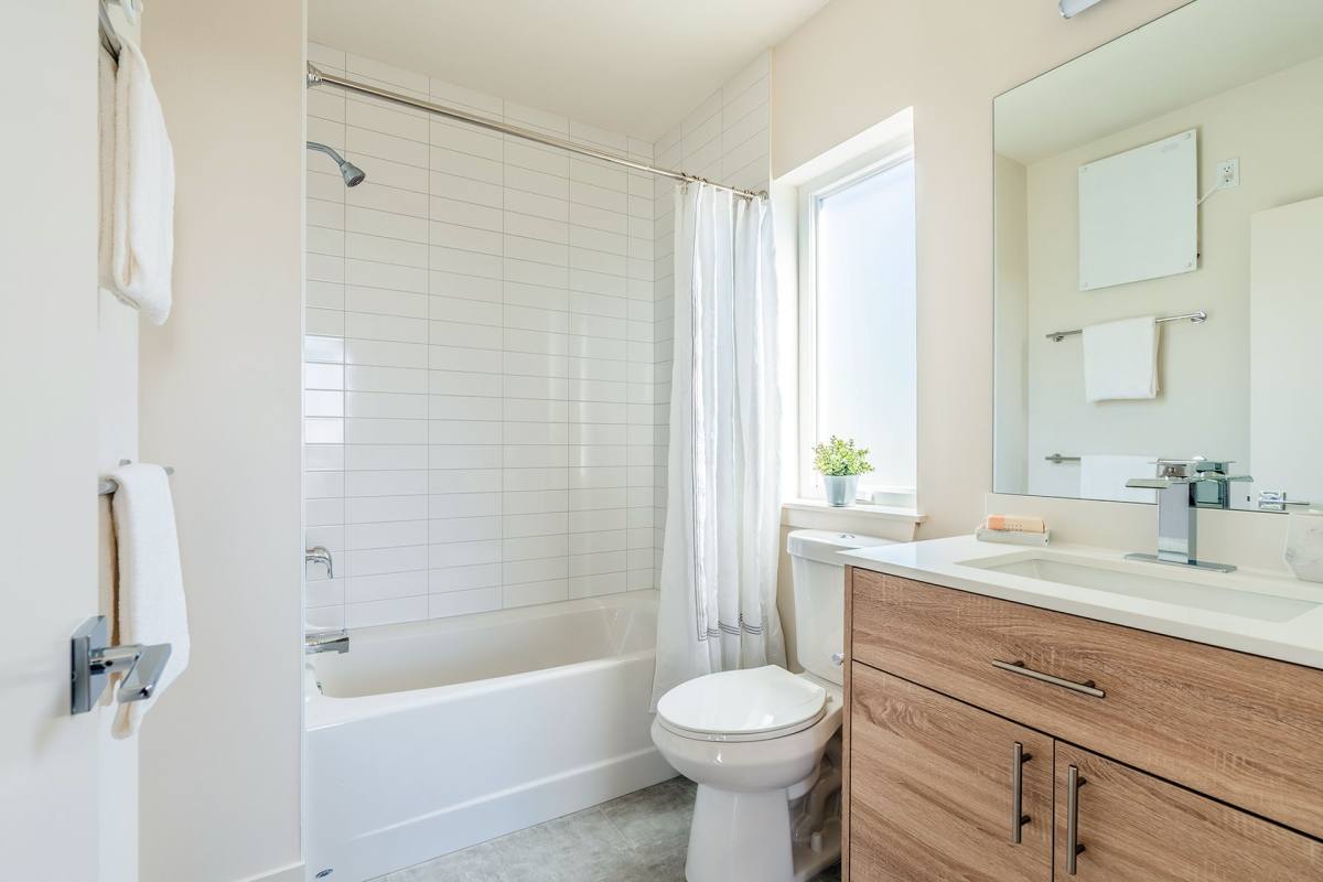 Townhouse for rent at 6500 S 133rd St, Seattle, WA 98178