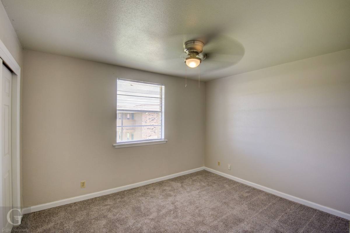 Apartment for rent at 3200-3279 Cottonwood St, Bossier City, LA 71111