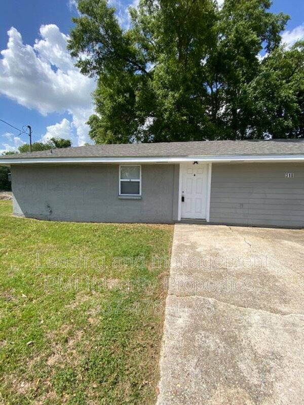 Apartment for rent at 318 Auburn Dr, Carencro, LA 70520