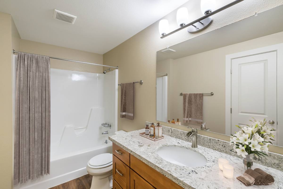 Apartment for rent at 907 Aberdeen Ave NE, Renton, WA 98056