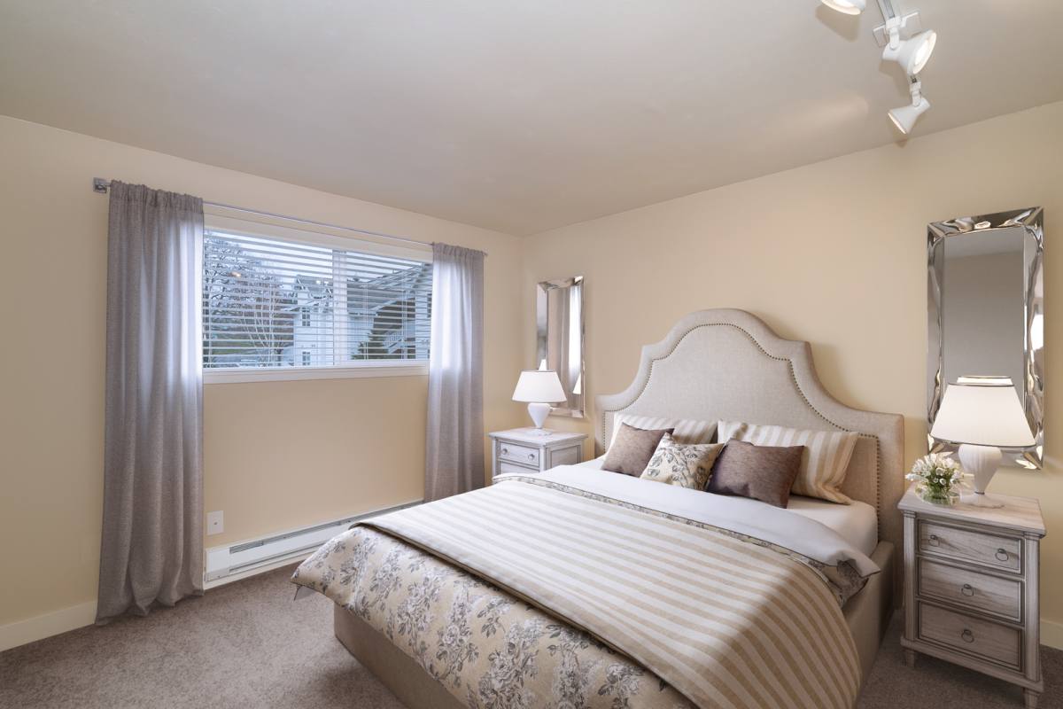 Apartment for rent at 907 Aberdeen Ave NE, Renton, WA 98056