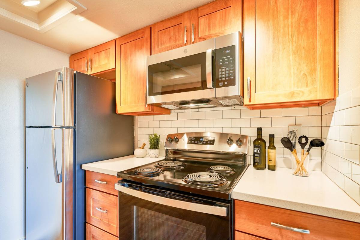 Apartment for rent at 907 Aberdeen Ave NE, Renton, WA 98056