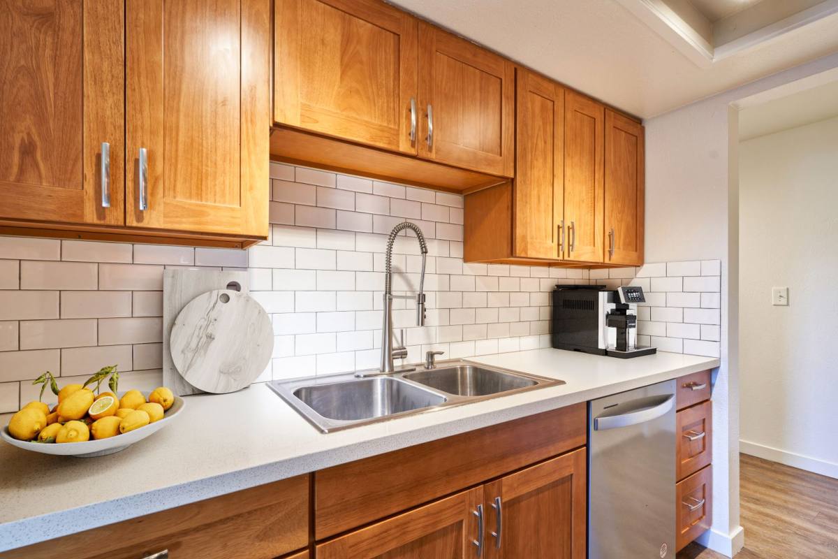 Apartment for rent at 907 Aberdeen Ave NE, Renton, WA 98056