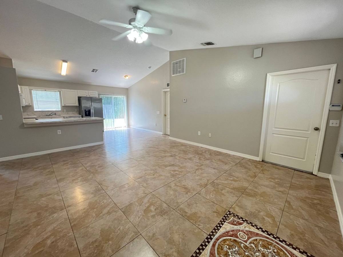 House for rent at 435 Magpie Court, Kissimmee, FL 34759