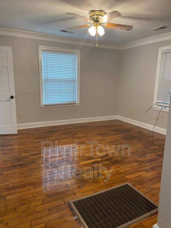 House for rent at 3334 Southern Ave, Memphis, TN 38111