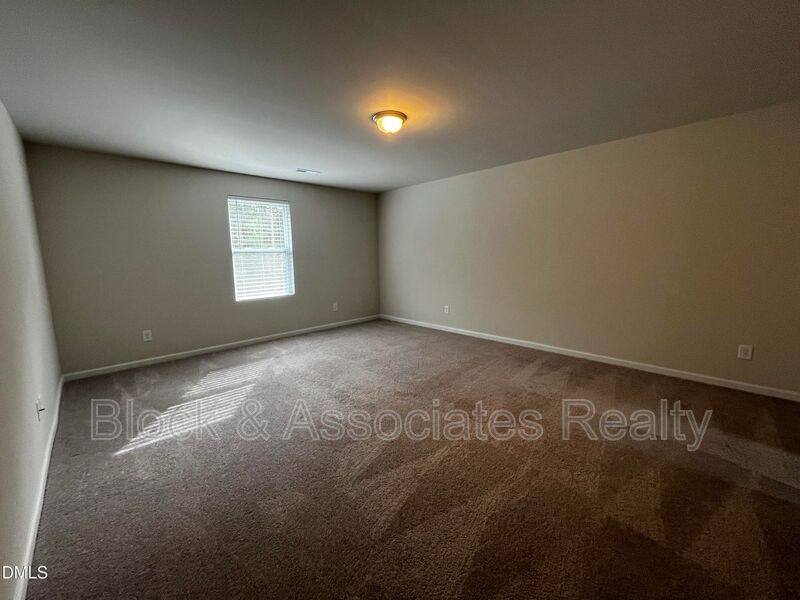 House for rent at 46 E Boulder Rd, Henderson, NC 27537