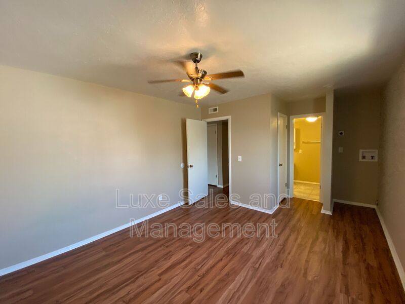 Condo for rent at 6026 NW Expressway #C, Oklahoma City, OK 73132