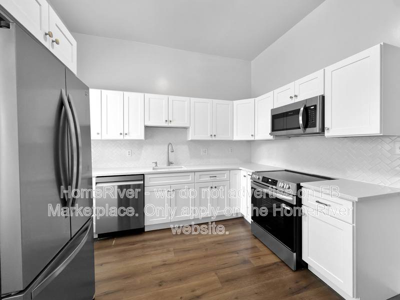 Townhouse for rent at 1328 9th St NW, Washington, DC 20001