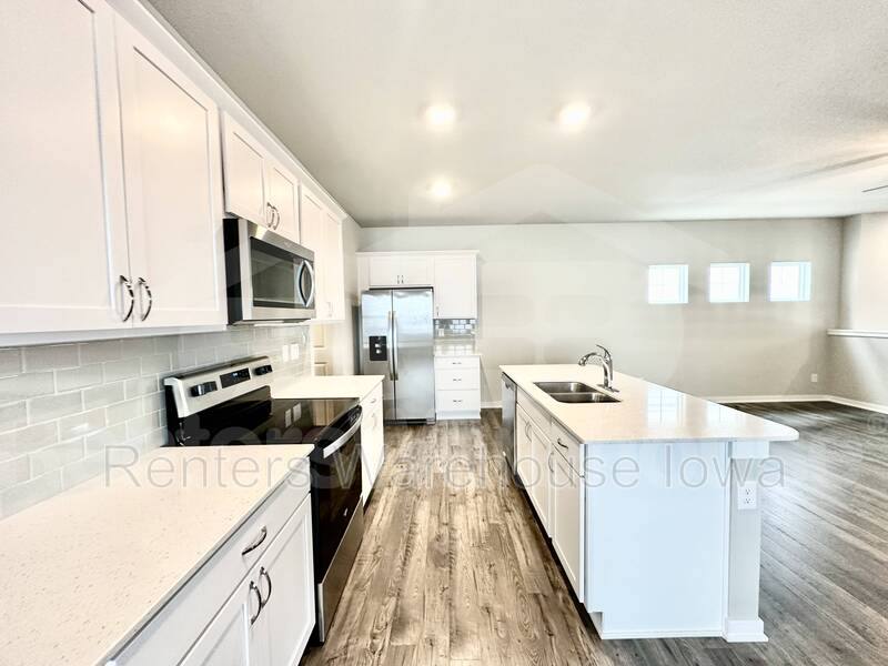 House for rent at 2310 SW Plaza Parkway, Ankeny, IA 50023