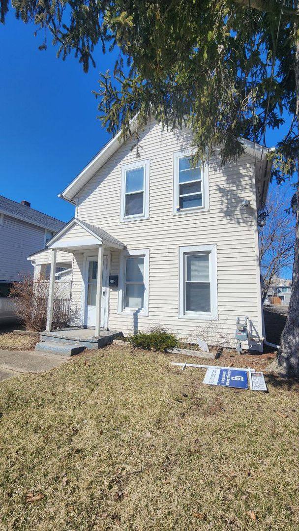 House for rent at 1028 W 5th St, Lorain, OH 44052