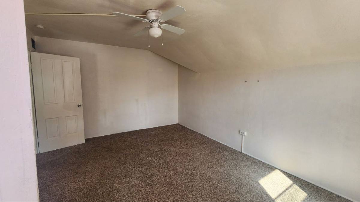 House for rent at 1028 W 5th St, Lorain, OH 44052