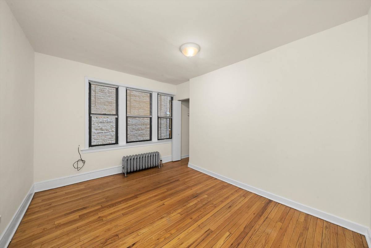 Apartment for rent at 2330-38 N Spaulding, Chicago, IL 60647