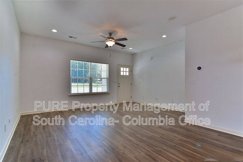 Townhouse for rent at 536 Idlewood Park Dr, West Columbia, SC 29170