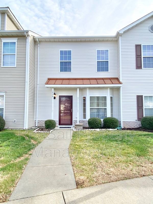 Townhouse for rent at 1926 Algonquin Trail, Williamsburg, VA 23185