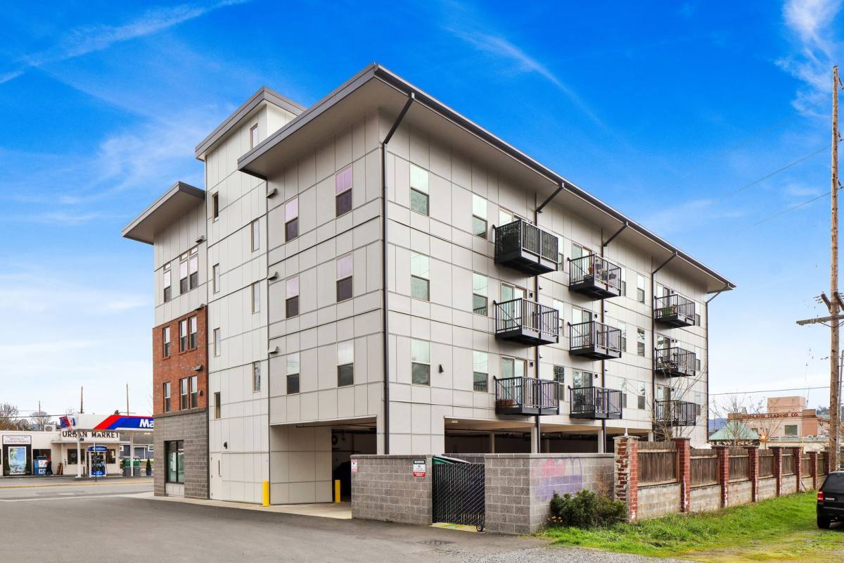 Apartment for rent at 2609 Meridian St, Bellingham, WA 98225