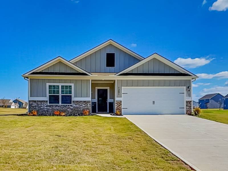 House for rent at 1201 Fendt Dr, Locust Grove, GA 30248