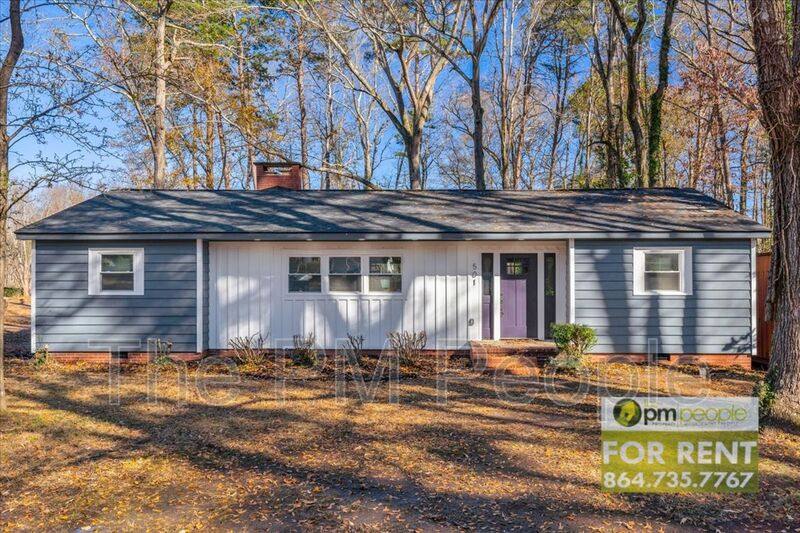 House for rent at 501 S E St, Easley, SC 29640