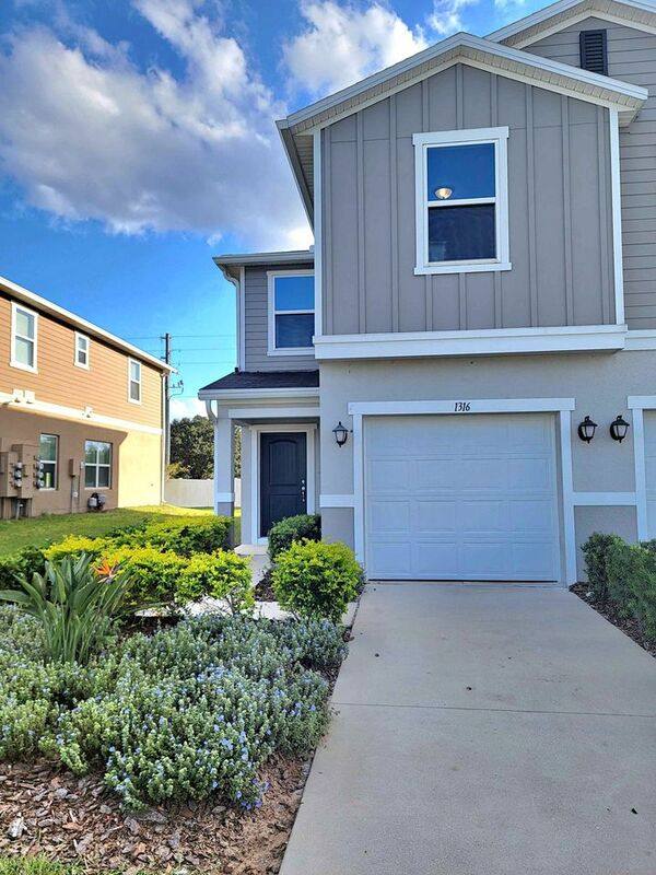 Townhouse for rent at 1316 Mirabella Circle, Davenport, FL 33897