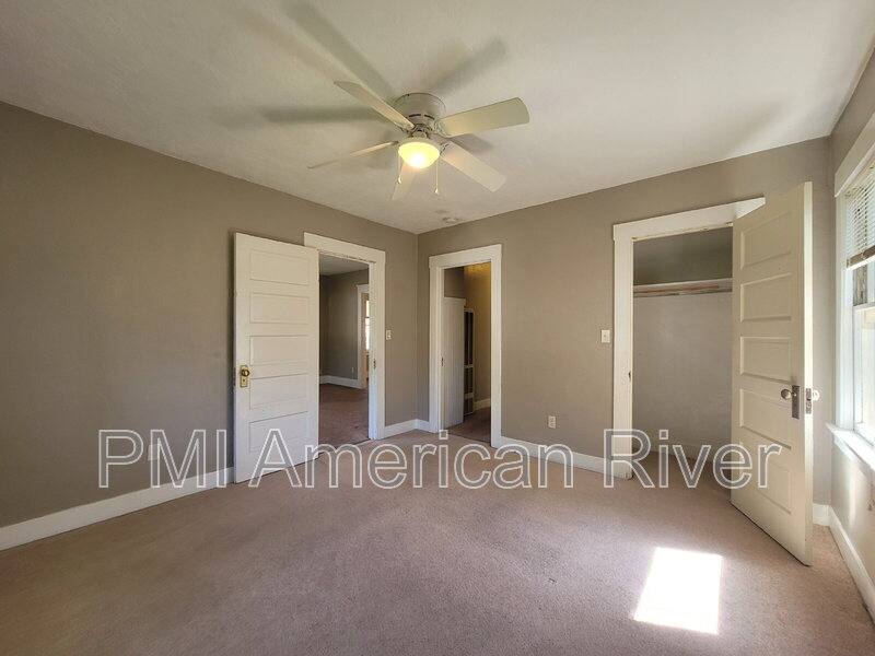 House for rent at 1928 El Monte Ave, Sacramento, CA 95815