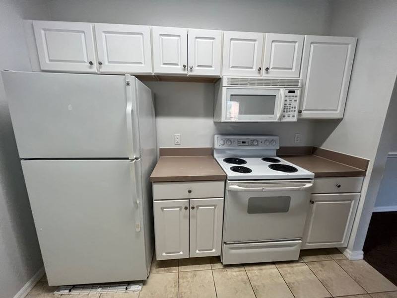 Condo for rent at 5578 Metrowest Blvd #304, Orlando, FL 32811