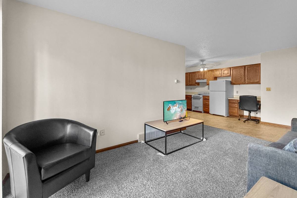 Apartment for rent at 1115 W 1st St, Ankeny, IA 50023
