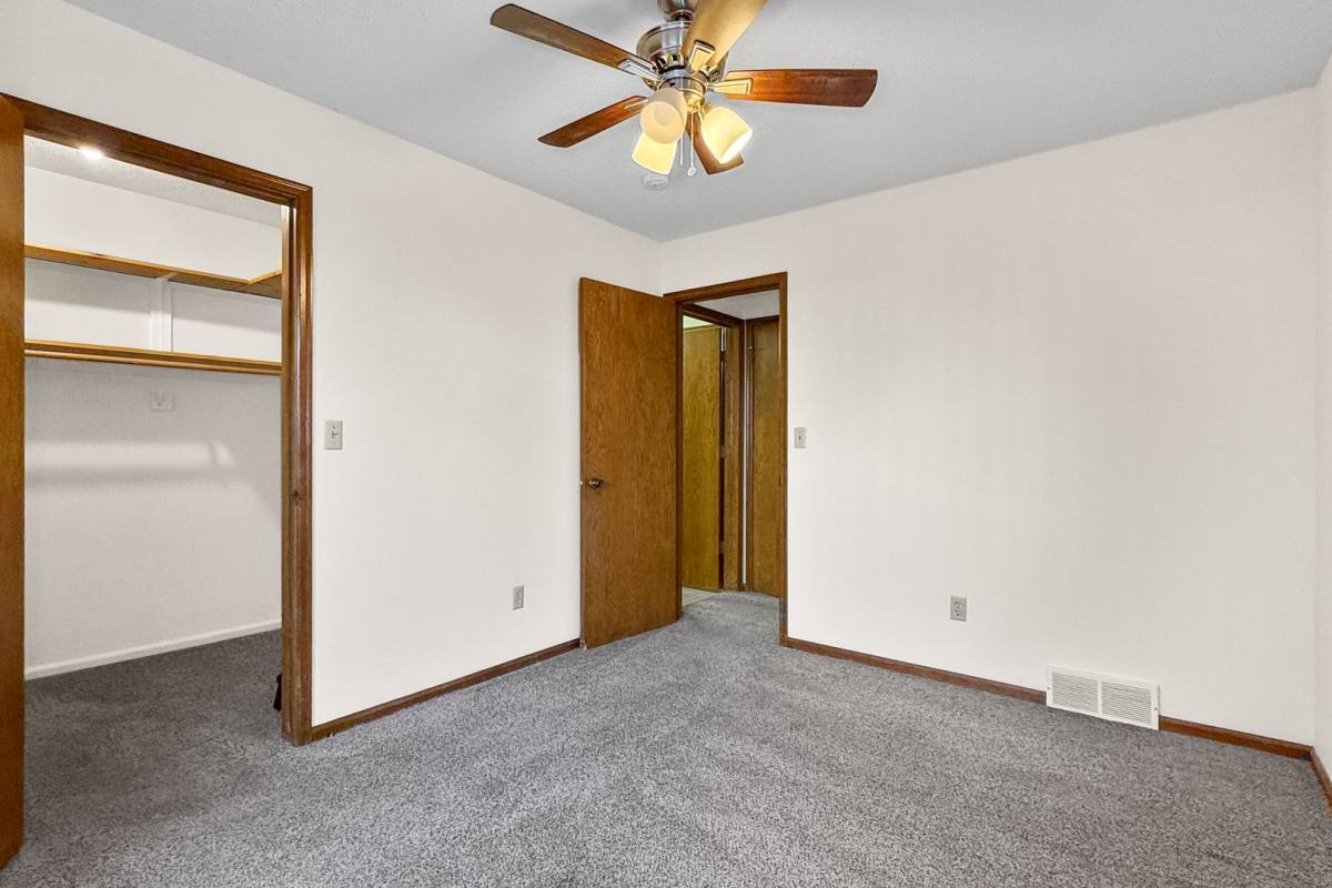 Apartment for rent at 1115 W 1st St, Ankeny, IA 50023