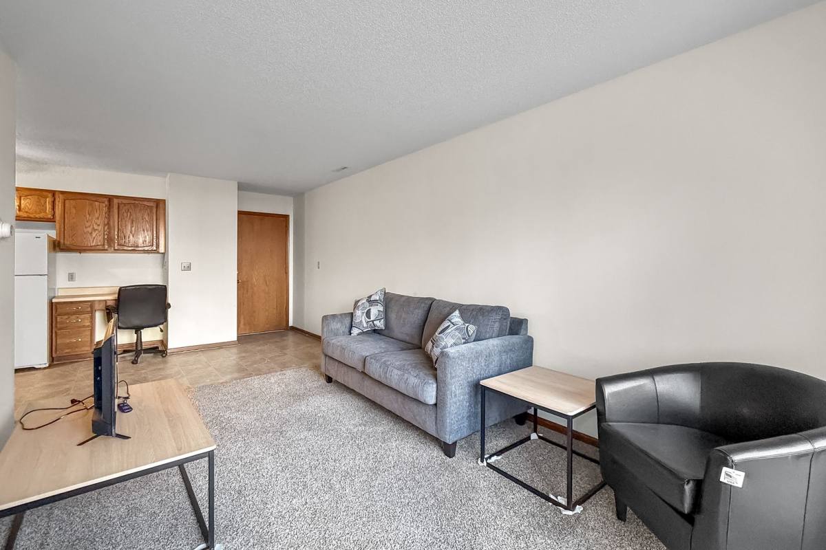 Apartment for rent at 1115 W 1st St, Ankeny, IA 50023