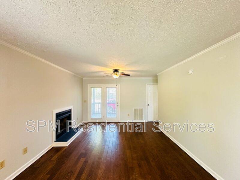Townhouse for rent at 1811 Savannah Court, Wilmington, NC 28403