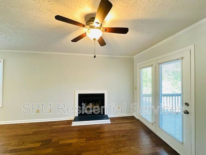 Townhouse for rent at 1811 Savannah Court, Wilmington, NC 28403