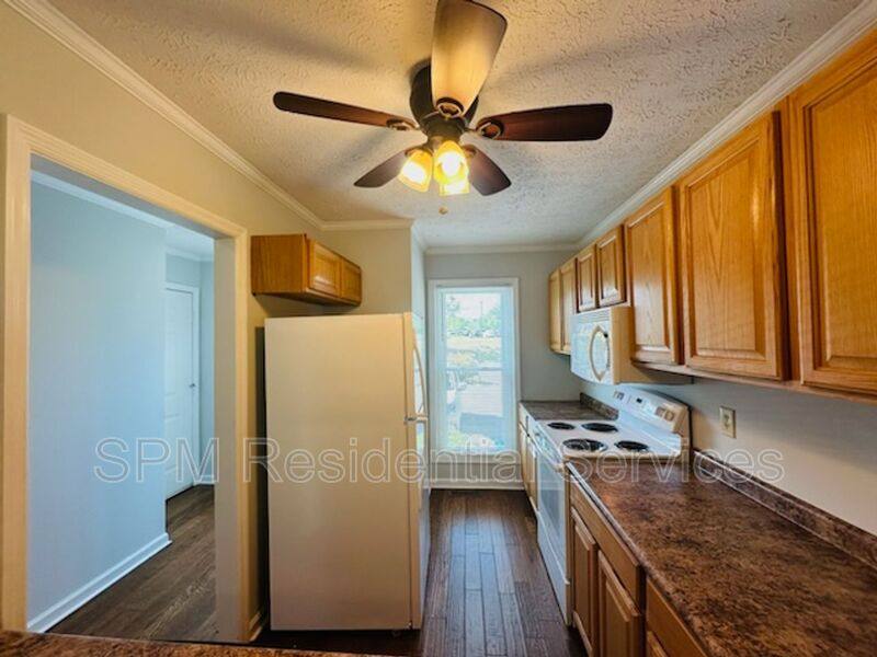 Townhouse for rent at 1811 Savannah Court, Wilmington, NC 28403