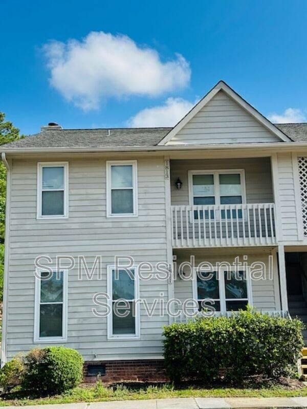 Townhouse for rent at 1811 Savannah Court, Wilmington, NC 28403