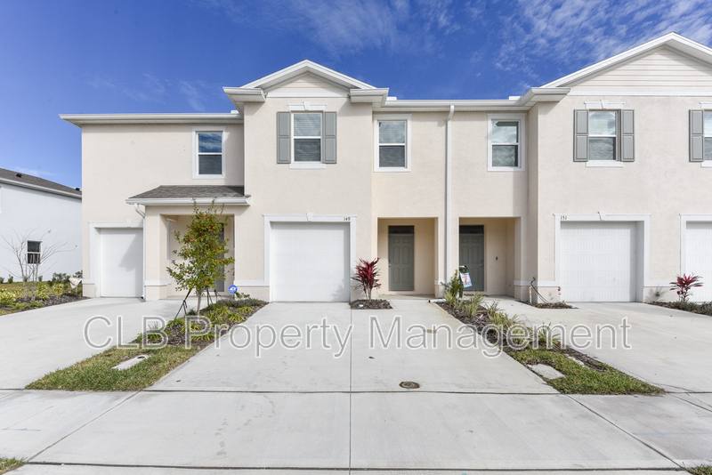 Townhouse for rent at 149 Reena Dr, Daytona Beach, FL 32117