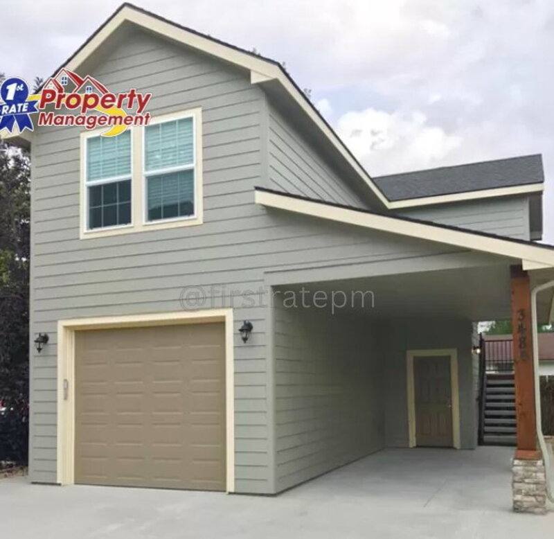 Townhouse for rent at 348 E Idaho St #B, Eagle, ID 83616