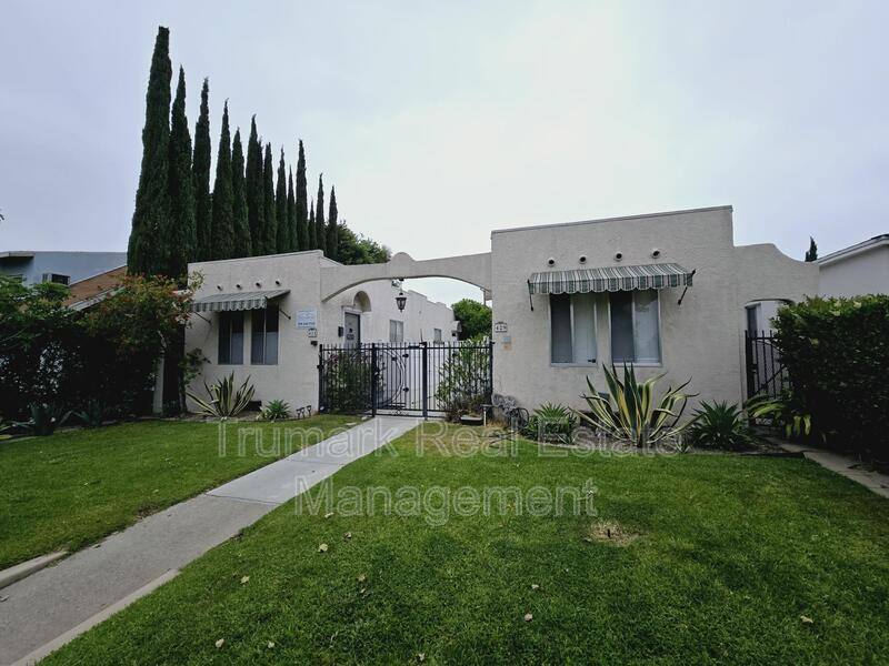 Apartment for rent at 429 W Garfield Ave #C, Glendale, CA 91204