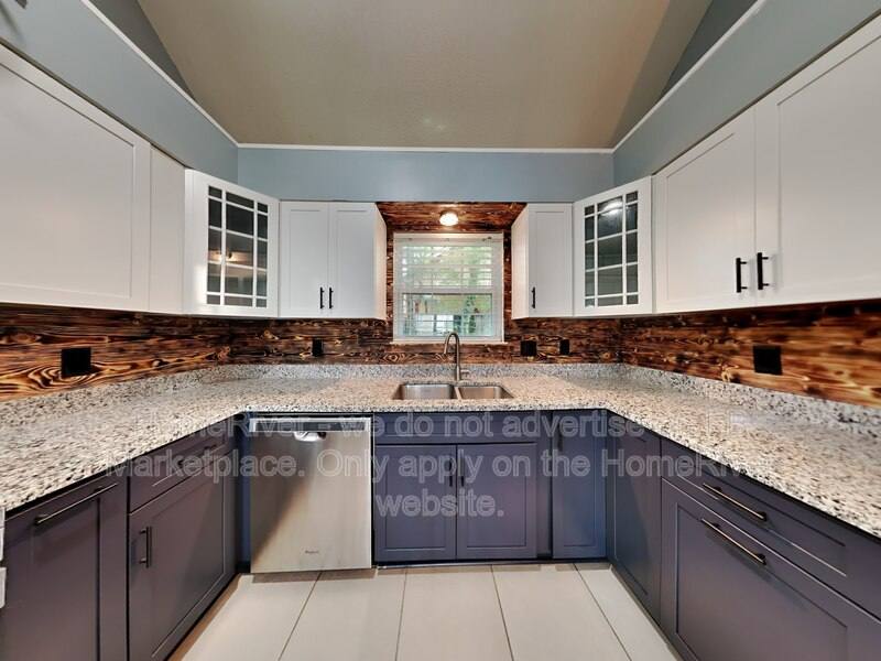 House for rent at 2817 Old Carriage Lane, Fort Walton Beach, FL 32547