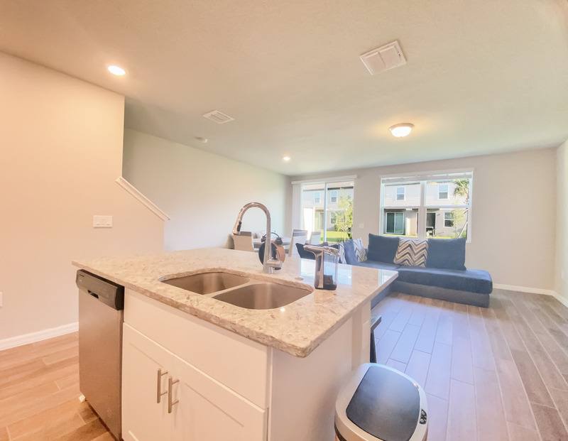 Townhouse for rent at 561 Legacy Loop, Davenport, FL 33896