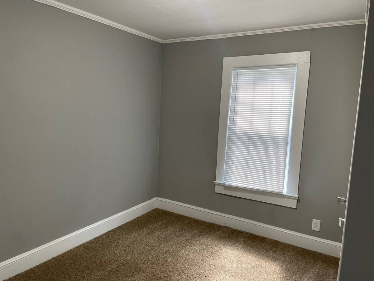 Apartment for rent at 254 & 256 N Elm St, Asheboro, NC 27203