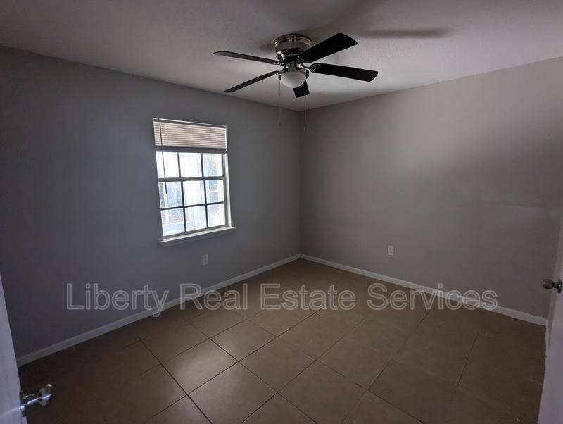 House for rent at 209 School House Rd, Hinesville, GA 31313