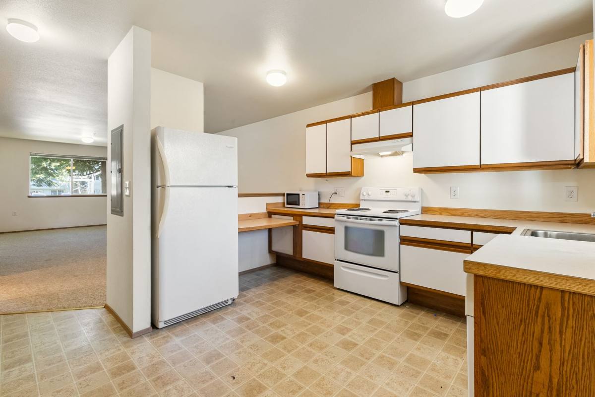 Apartment for rent at 501 Voltaire Court, Bellingham, WA 98225
