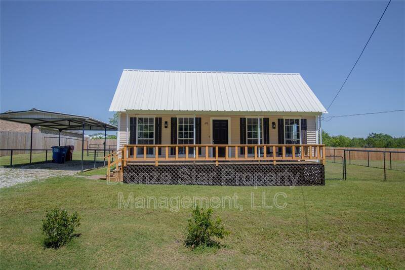 605 Orange Ave, Farmersville, TX 75442 - Apartment for Rent - Image 2