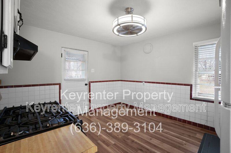 House for rent at 1045 N New Florissant Rd, Florissant, MO 63031