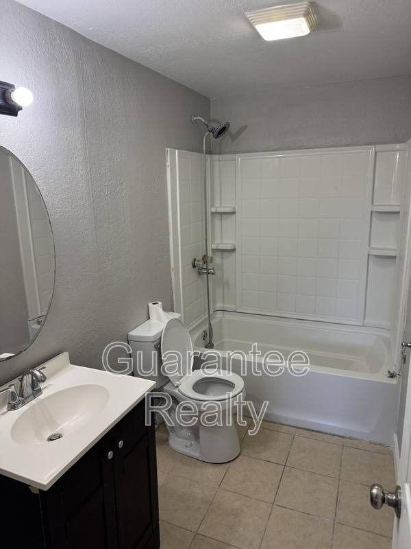 House for rent at 2003 US-Highway 17-92 N, Haines City, FL 33844