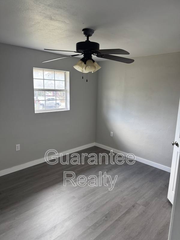 House for rent at 2003 US-Highway 17-92 N, Haines City, FL 33844