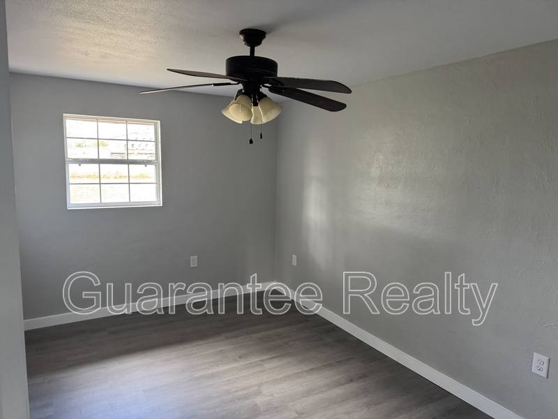 House for rent at 2003 US-Highway 17-92 N, Haines City, FL 33844