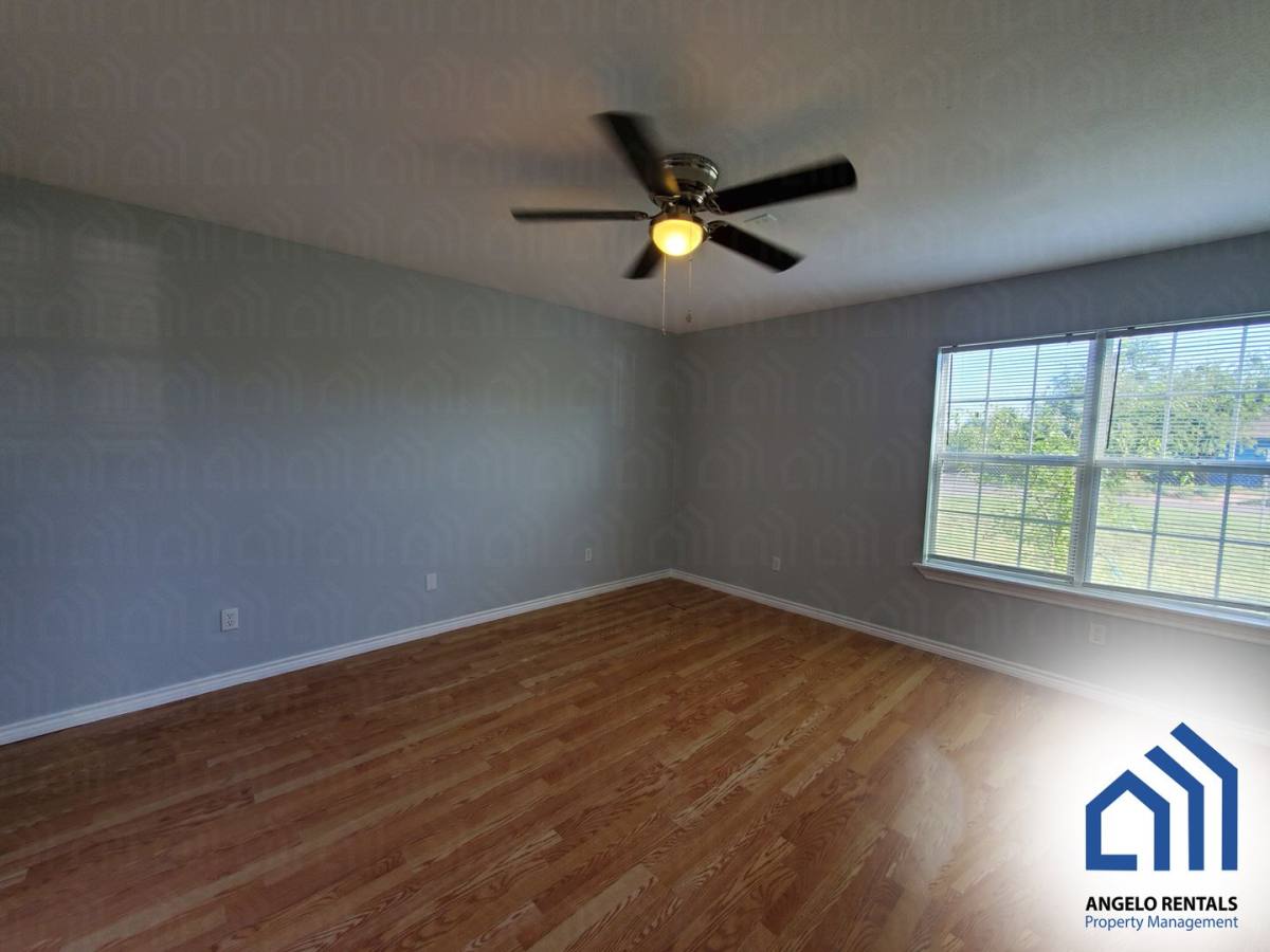 House for rent at 301 W Ave S, San Angelo, TX 76903