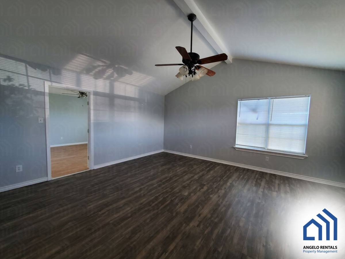 House for rent at 301 W Ave S, San Angelo, TX 76903