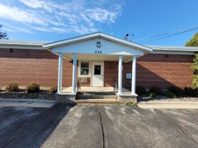 Apartment for rent at 220 Robbins St #5, Seymour, WI 54165